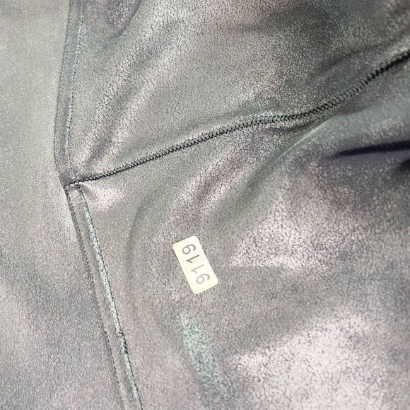 Spanx Leggings Womens Small Very Black Edgy Nylon Blend Faux Leather Moto Leggin - Picture 12 of 12